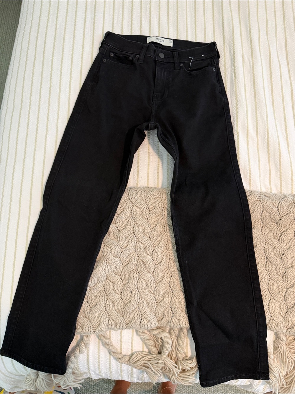 Hollister Men's Black Straight Jeans